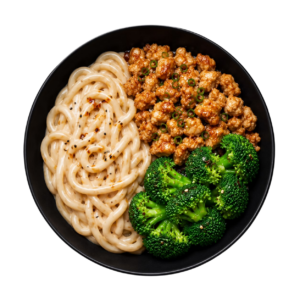Udon au poulet haché caramélisé, sauce au tofu soyeux et brocoli
